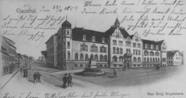 Neue königliche Bergakademie an der Stelle des Hauptgebäudes ab 1904
